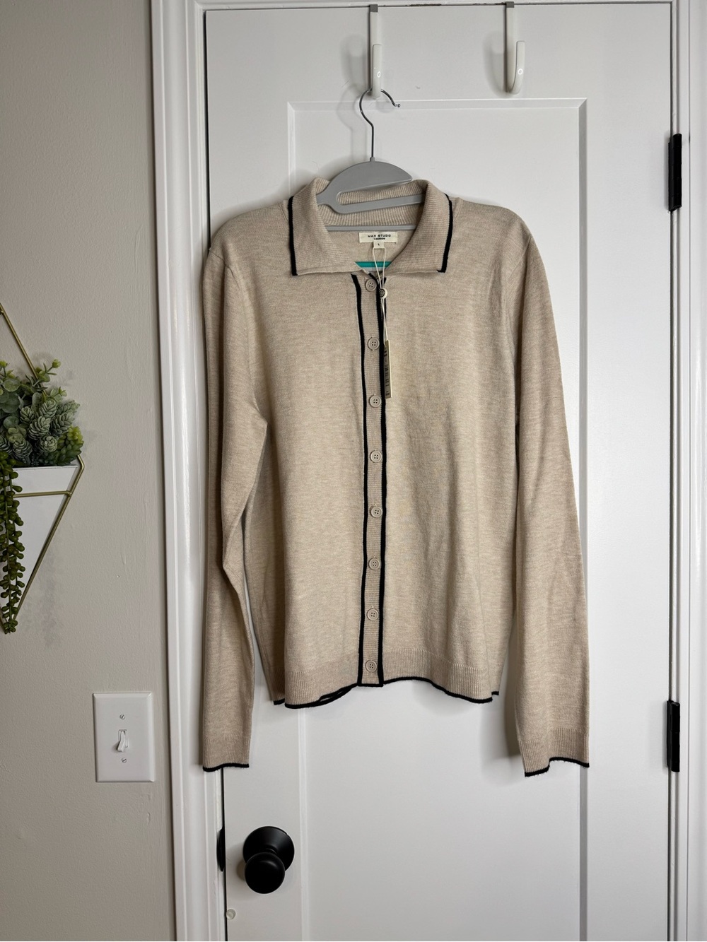 Max Studio Oatmeal Beige Button Down Cardigan